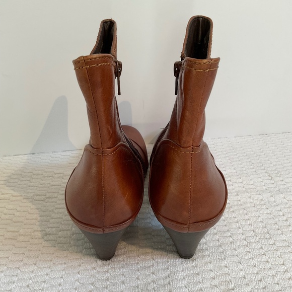 Luca Ferri Women’s Brown Leather Heel Boot Size 41 NWOT - Picture 5 of 16